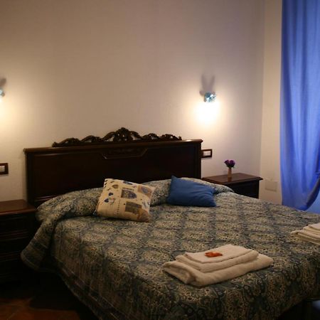 B&B Duca D'Aosta 올비아 외부 사진